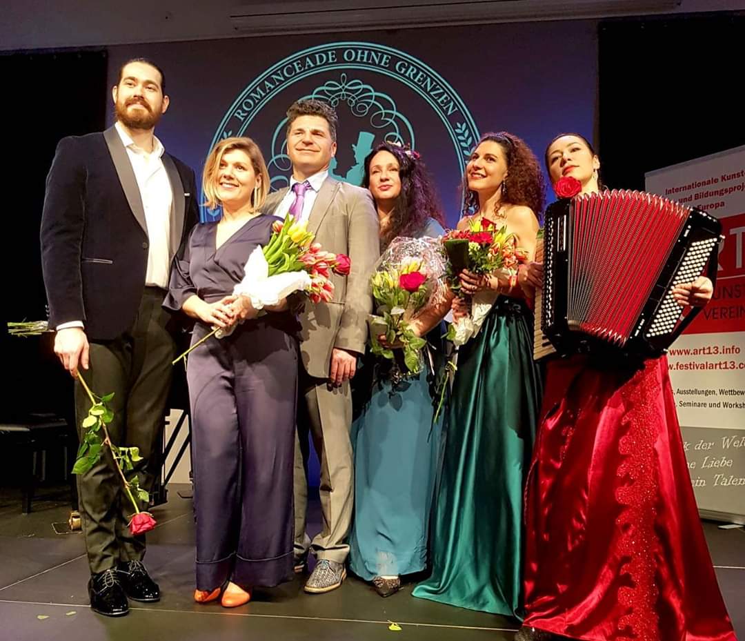 Танцы на балу